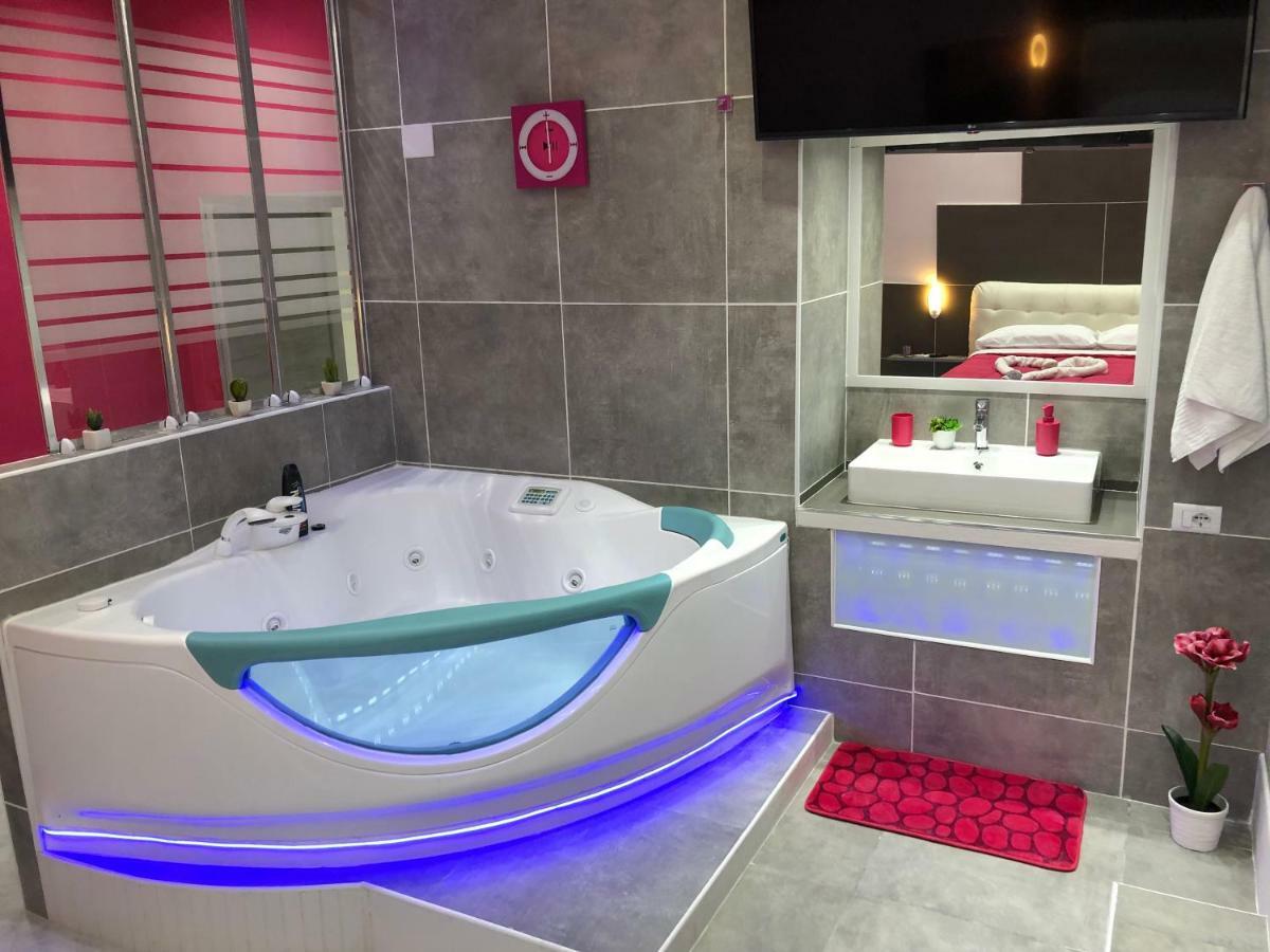 B&B Porta Capuana Neapol Zewnętrze zdjęcie