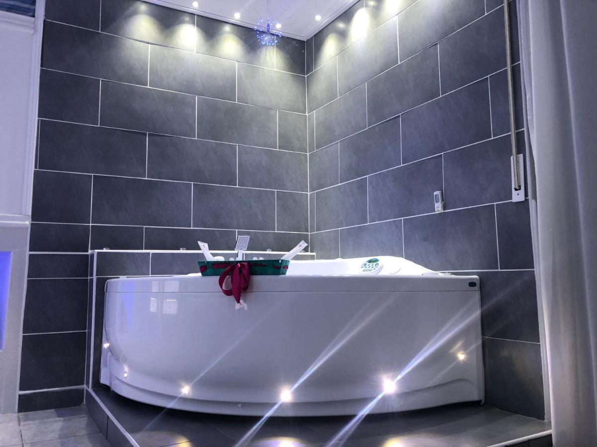 B&B Porta Capuana Neapol Zewnętrze zdjęcie